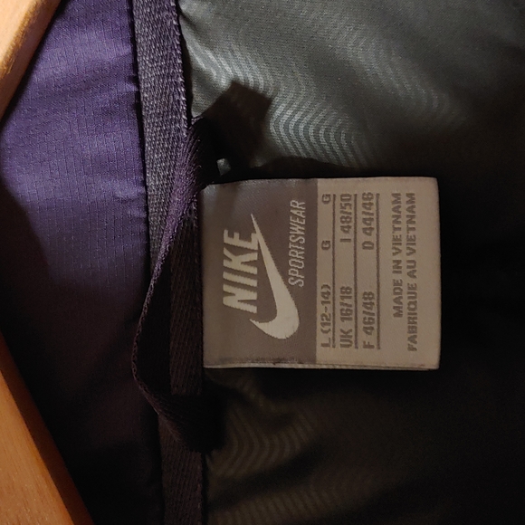 ❄️Price Drop❄️Nike Sportswear Women's Duck Down Jacket / Puffer - Picture 3 of 8